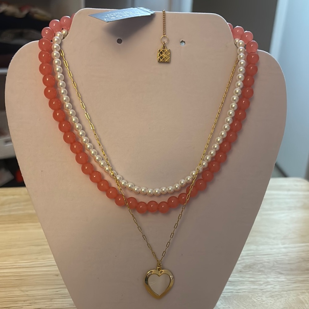 Laundry Elegant Coral and Pearl Layered Necklace Set NWT